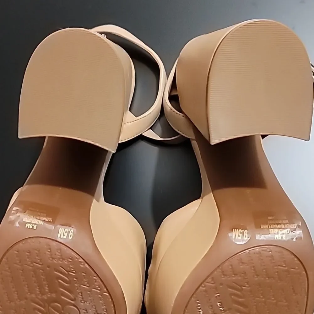 Gianni Bini Hartliye Leather Knot Ankle Strap Platform Dress Sandals Size 9.5M